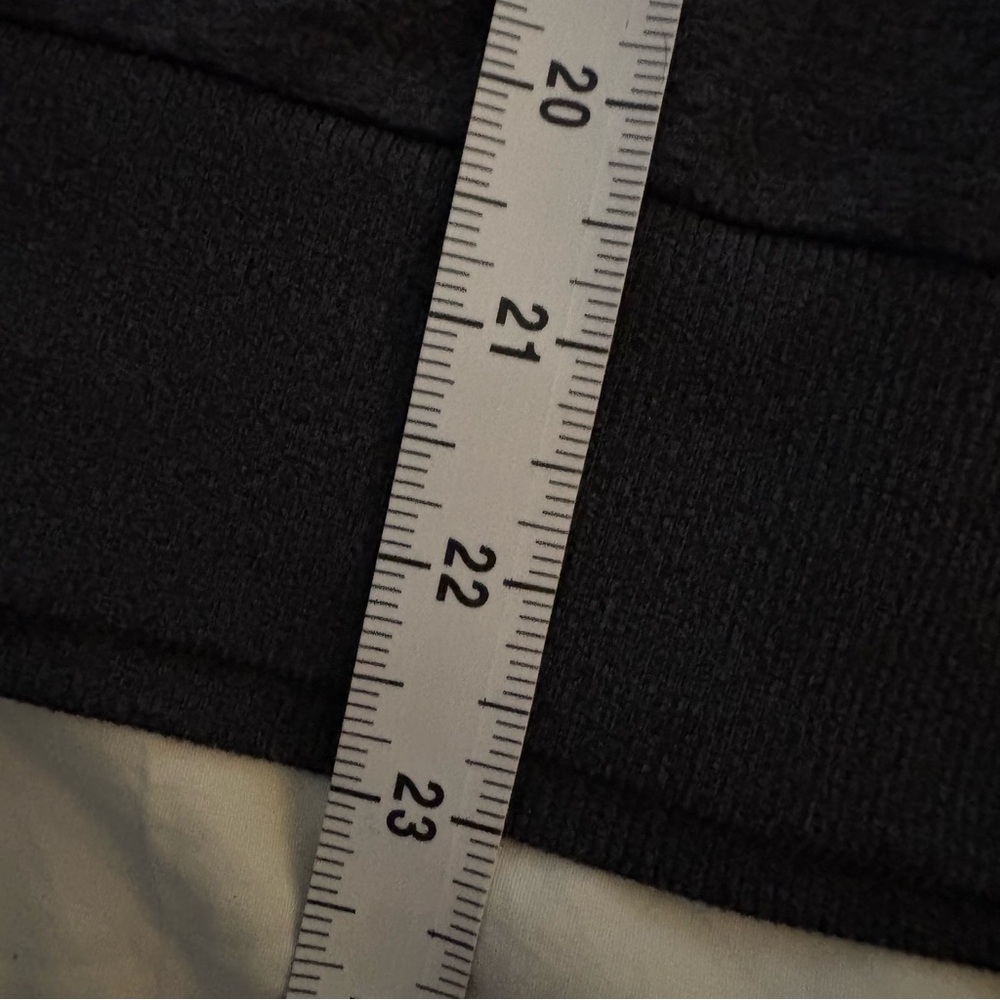 VUORI Long Sleeve Halo Crew Top VW241 Dark Gray Heather Logo - Picture 9 of 11